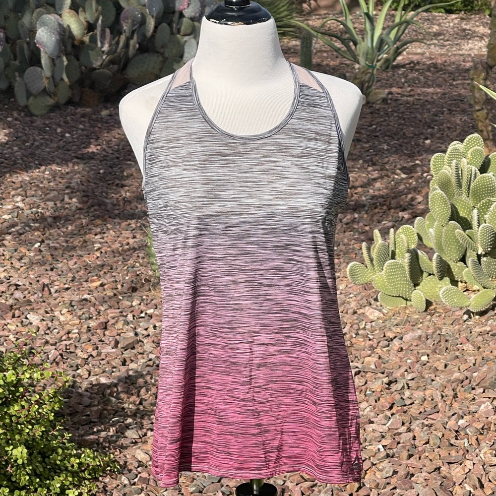 REEBOK - Women's Pink and Gray Gradient Tank Top